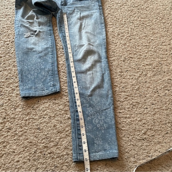 Abercrombie & Fitch 4 / 27 Low Rise Skinny Jeans w/ Floral Print - Picture 8 of 8